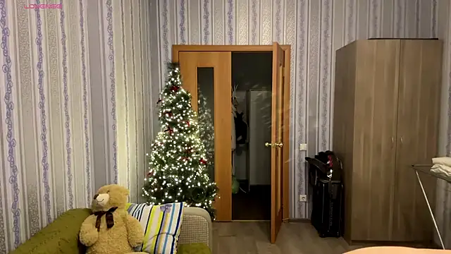 WorldCindy's cam snapshot