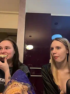 Baby_Eva23 live sex cam