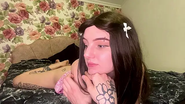 ElizabethKolm's cam snapshot