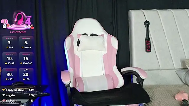 Mia_elan__'s cam snapshot