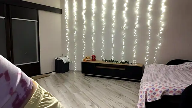 ShemikaCarvin's cam snapshot