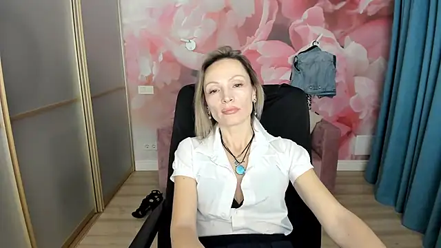 AlinaMoor's cam snapshot