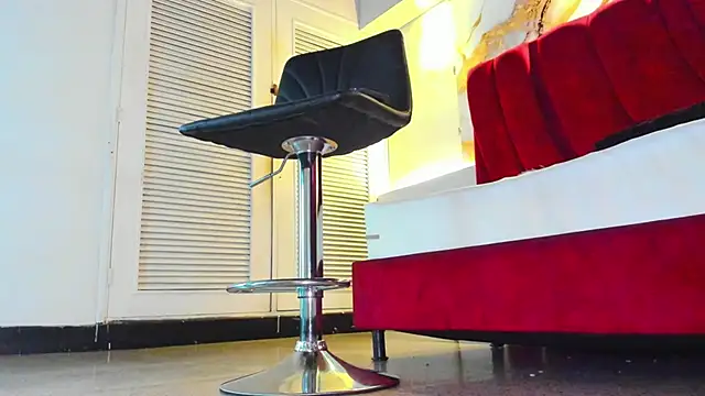 MAISE_HILL1's cam snapshot