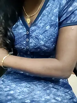 Tamilmallu-duskygirl03's cam snapshot