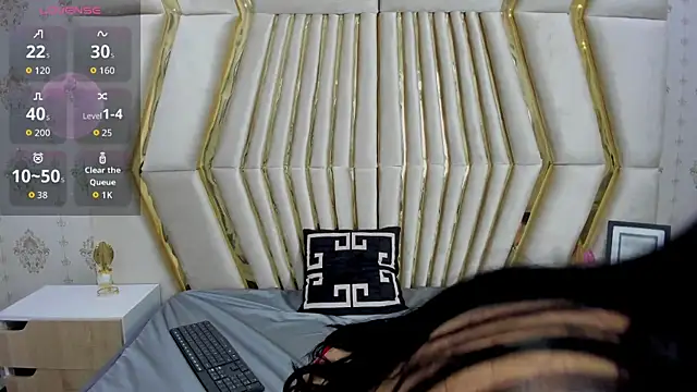 Nyx_Hyde's cam snapshot