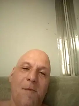 Daniel_Kingstar's cam snapshot