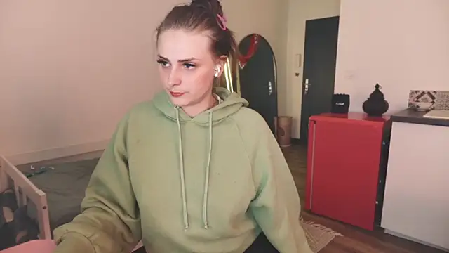 Celeste_Off live sex cam