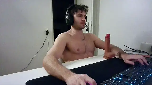 alpha-hunk's cam snapshot