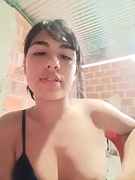 triana-hot18's cam snapshot