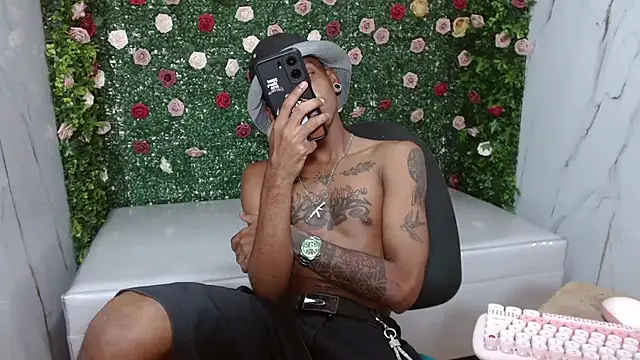 ManSant's cam snapshot