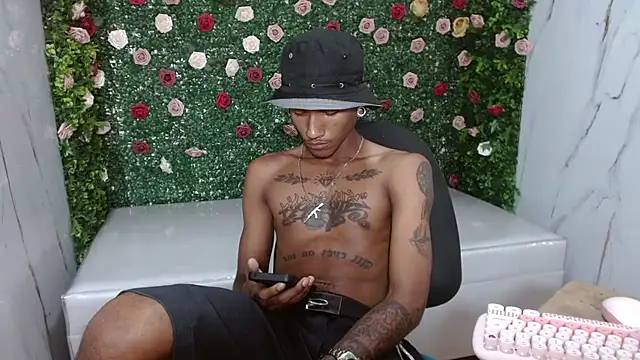 ManSant's cam snapshot