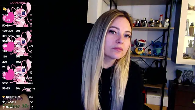 Rania_Stitch's cam snapshot