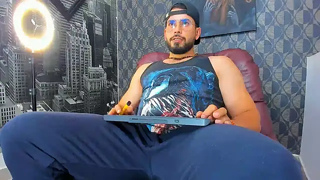 jake_skye's cam snapshot