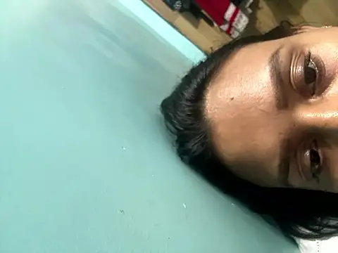 heenashai's cam snapshot