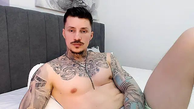 tyago_doll's cam snapshot