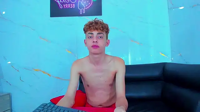 Room_boys_hot's cam snapshot