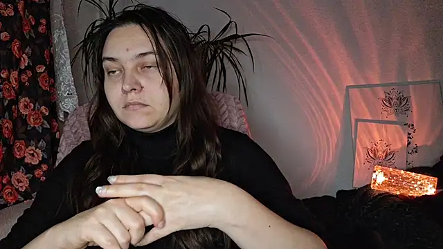 Cyndee_Winter's cam snapshot