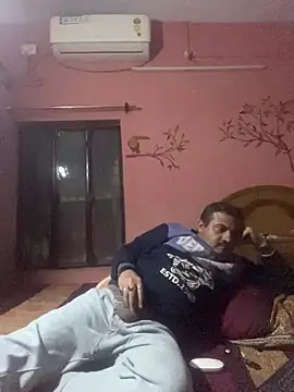 Saxymood1111's cam snapshot