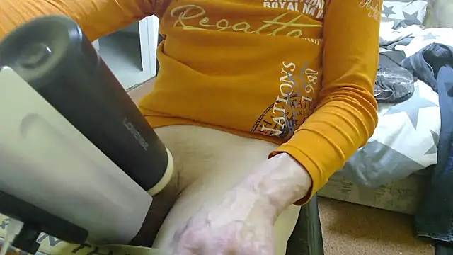 k74robert's cam snapshot