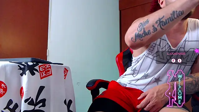 pirata_fitness's cam snapshot