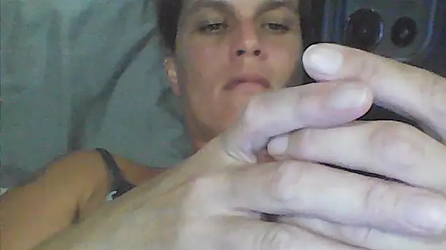 sarahkat86's cam snapshot