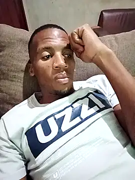 Auratha live sex cam