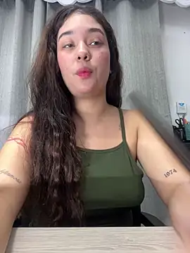 lana_rousse01's cam snapshot