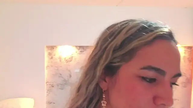 Karina_chastillo's cam snapshot