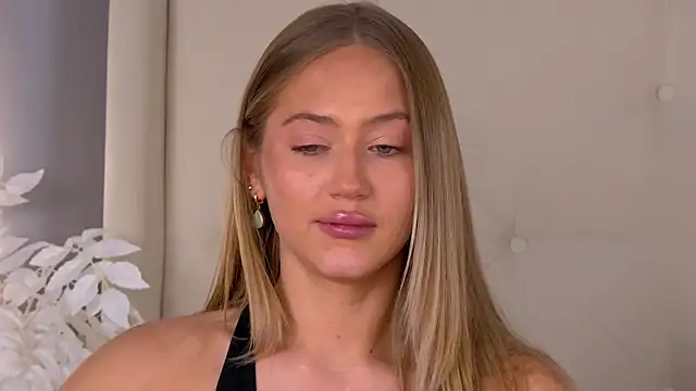 ur_wet_dreams live sex cam