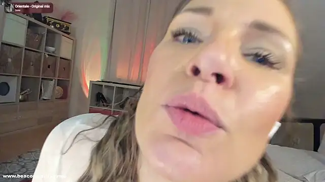 ilucyme live sex cam