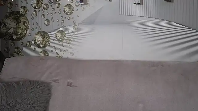 EvoletteLouLou's cam snapshot