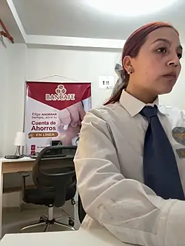 Emily-7_'s cam snapshot