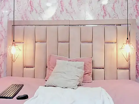 Naughty_Mely_'s cam snapshot