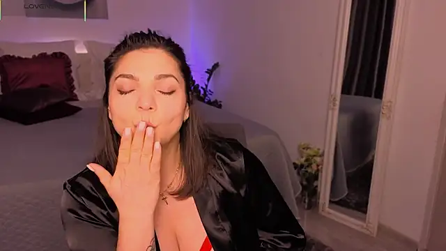 ButterflyMika32's cam snapshot