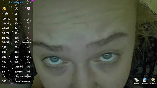 WildLady30's cam snapshot