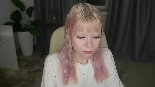 NoelMccrimmon live sex cam