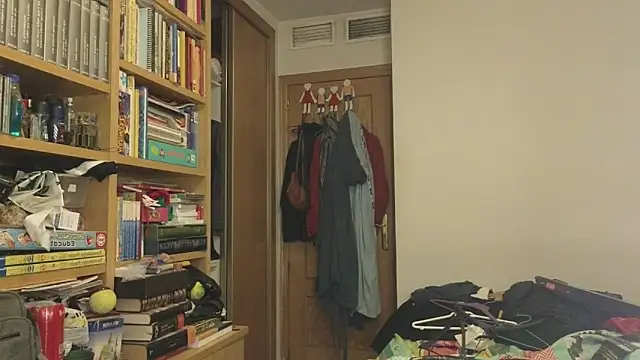 curiosillo83 live sex cam