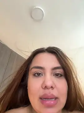 valeria2019hot live sex cam