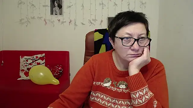 EmilyL0ve's cam snapshot