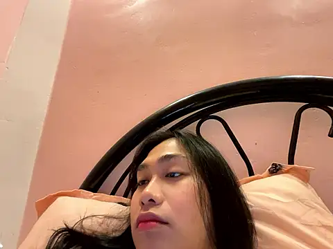 Mira_Janee live sex cam