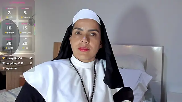 ClaraMariaMon live sex cam