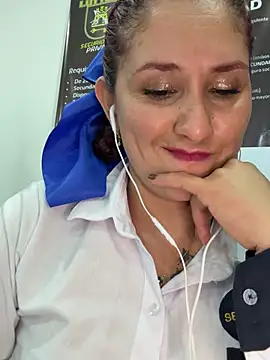 Megan-01-'s cam snapshot