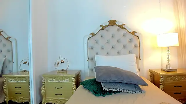 jessi_lopez45's cam snapshot