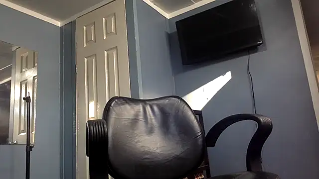 sexyhotstud12 live sex cam