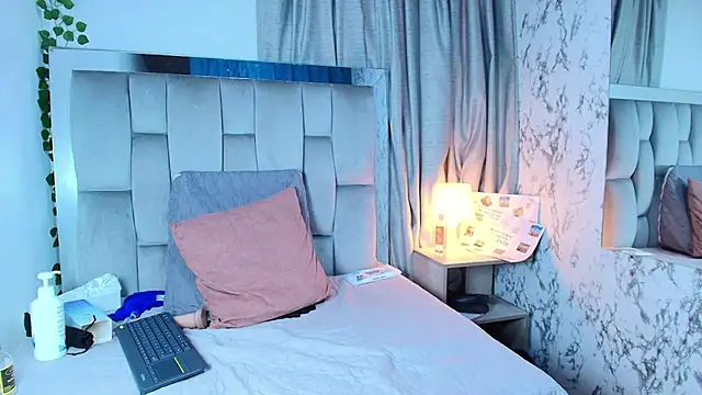 maraa_X's cam snapshot