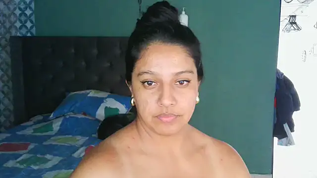 almaswan1's cam snapshot