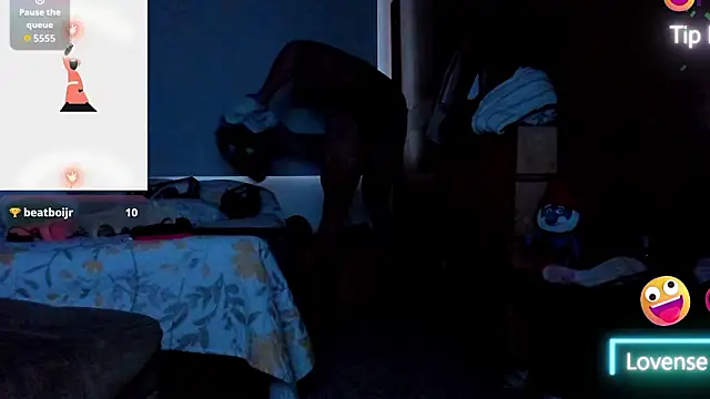 ToonyDee live sex cam