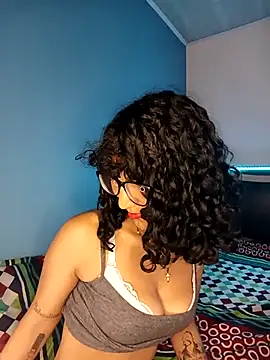 elhuevitotuyo live sex cam