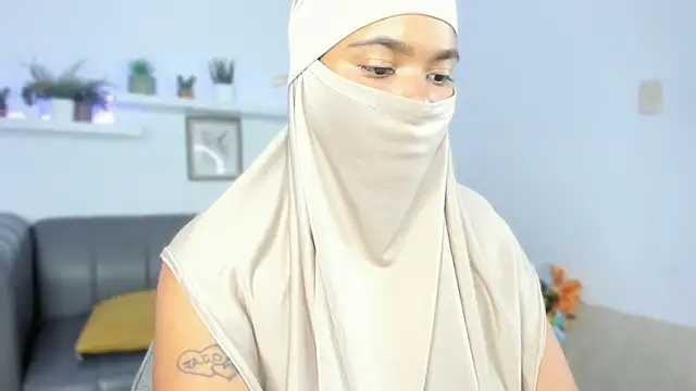 saray_halam's cam snapshot