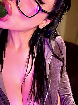 Doctoor-Maya live sex cam